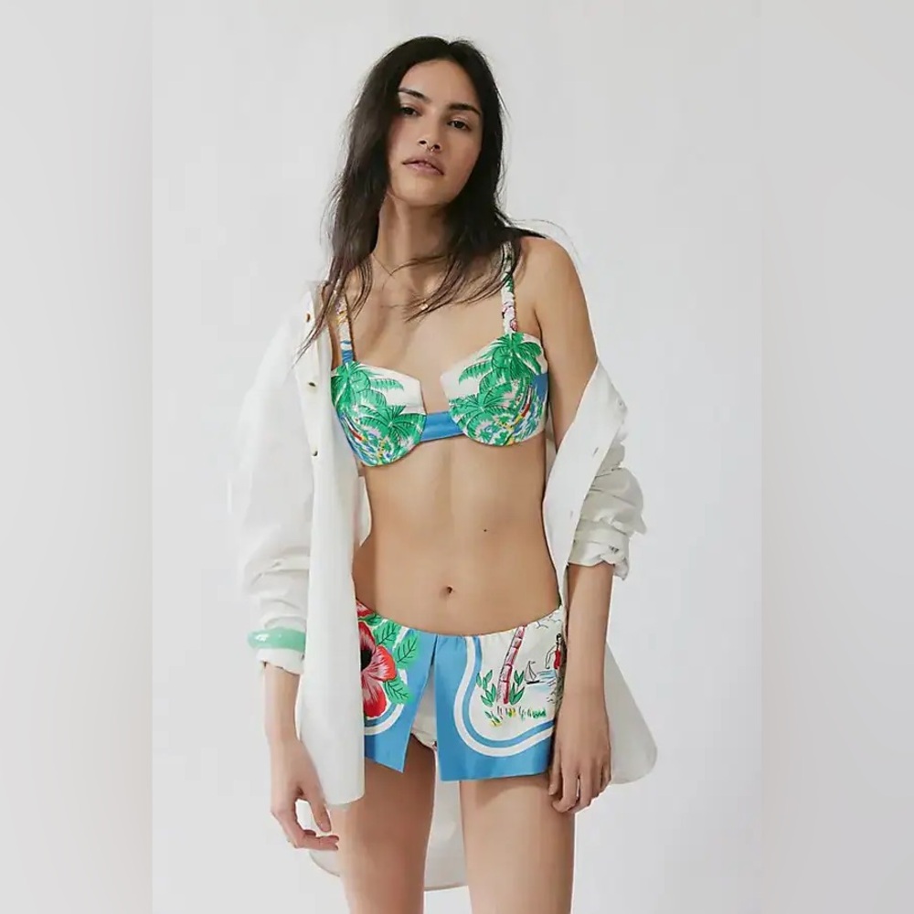 Anna Sui Florida Bikini set Size 4 NWT $510